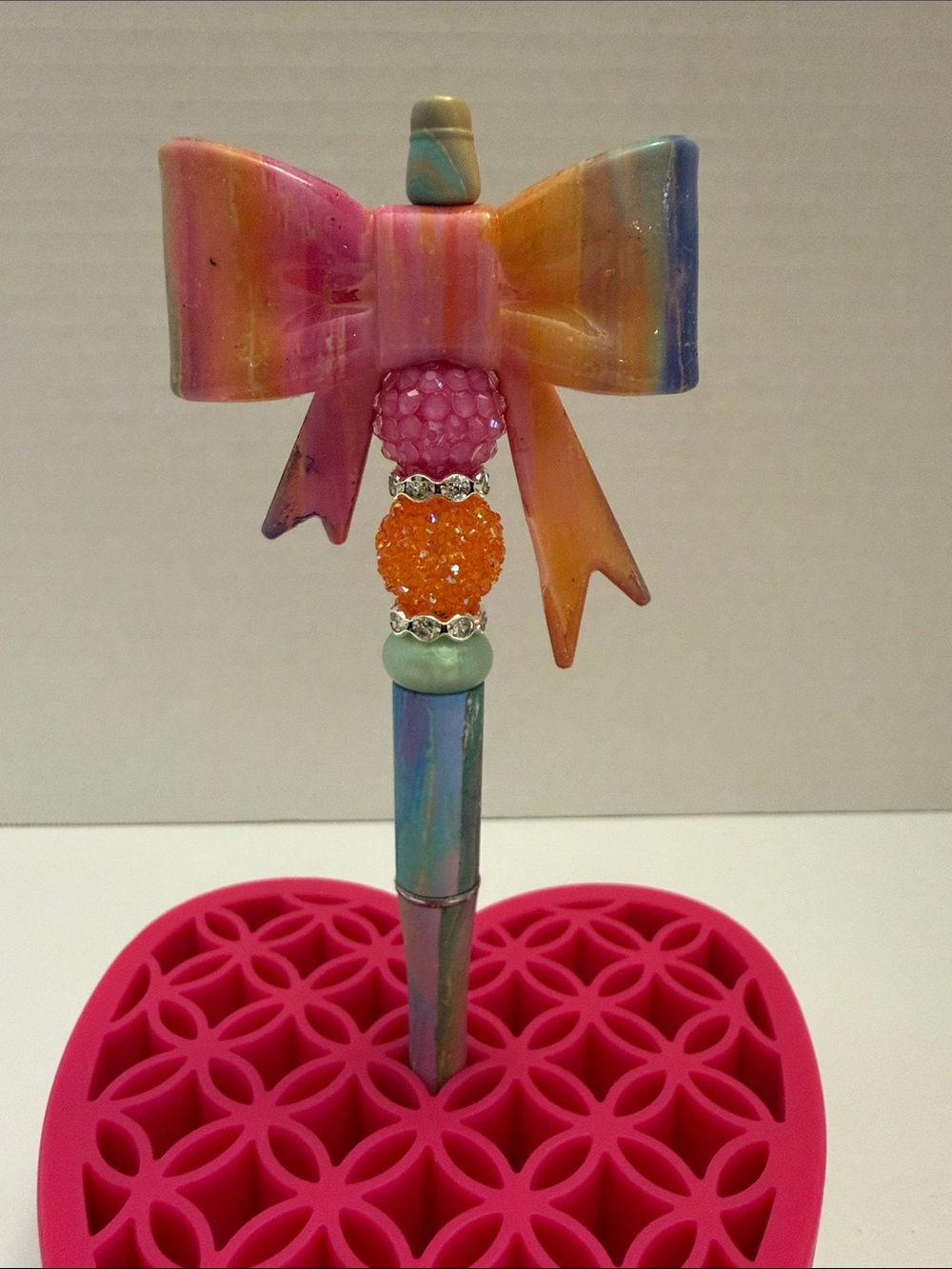 Decorative Bow Accent Pen in Pink and Orange - Fashion Desk Accessory